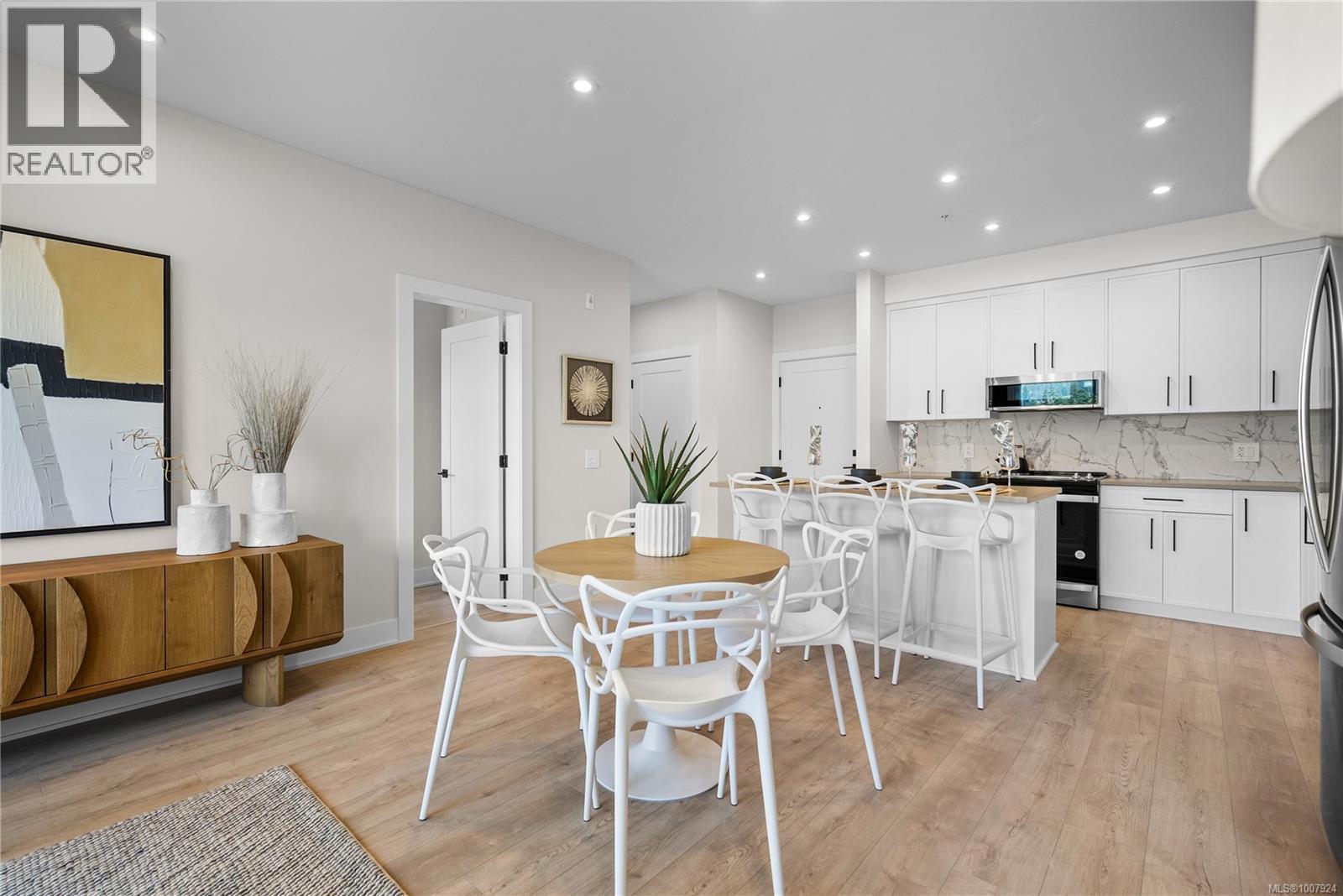 Photo 15 of 606 1371 Goldstream Ave, Langford BC