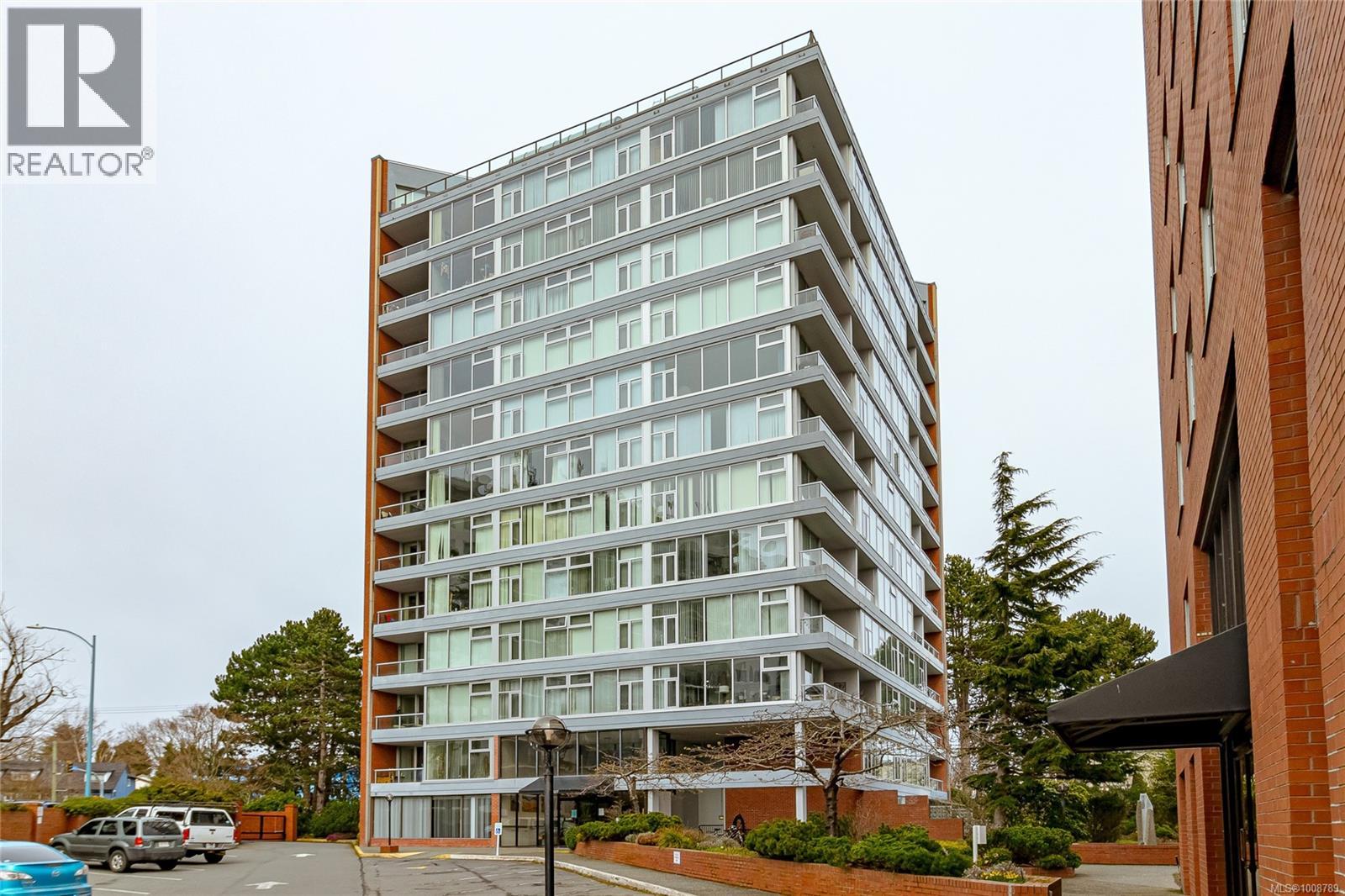 Photo 3 of 1202 327 Maitland St, Victoria BC