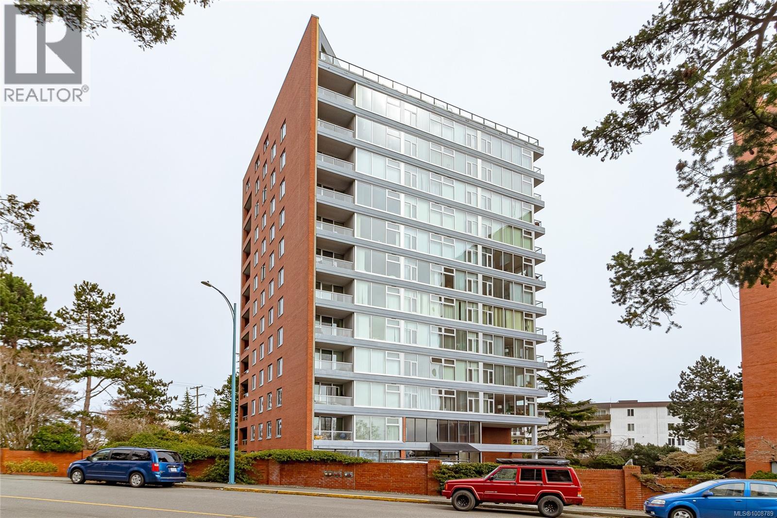 Photo 2 of 1202 327 Maitland St, Victoria BC