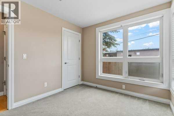Single Family House for Sale in    Street NE Renfrew Calgary 