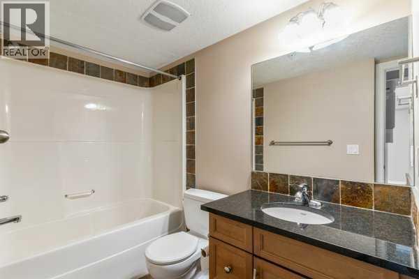 Single Family House for Sale in    Street NE Renfrew Calgary 