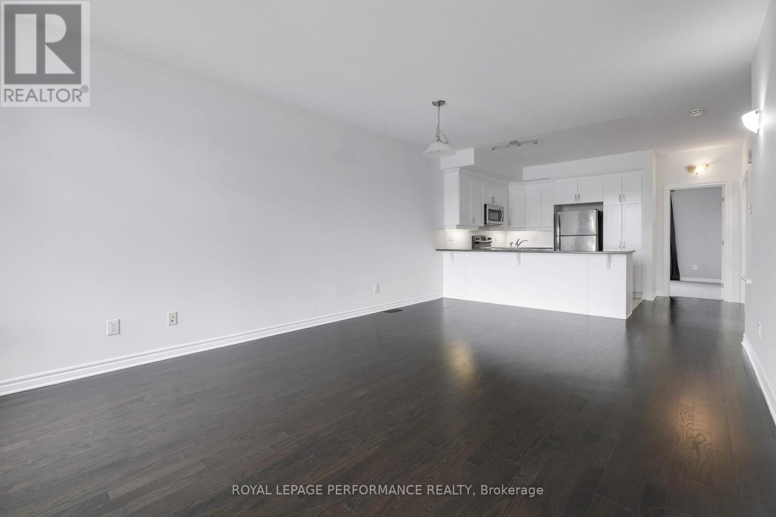Photo 9 of 53 121 Poplin Street, Ottawa ON