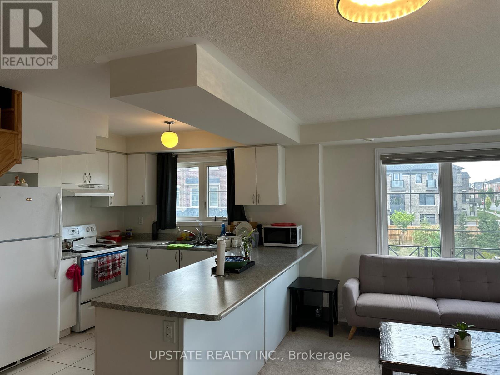 Photo 8 of 59 200 Veterans Drive, Brampton ON