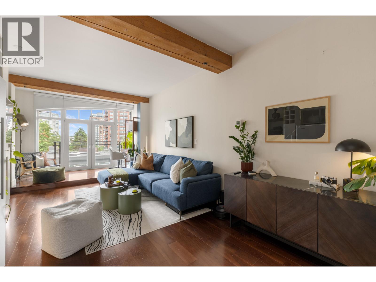 Photo 4 of 408 1275 Hamilton Street, Vancouver BC