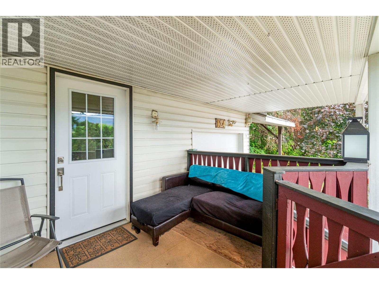  124 Salmon Arm Drive, Enderby