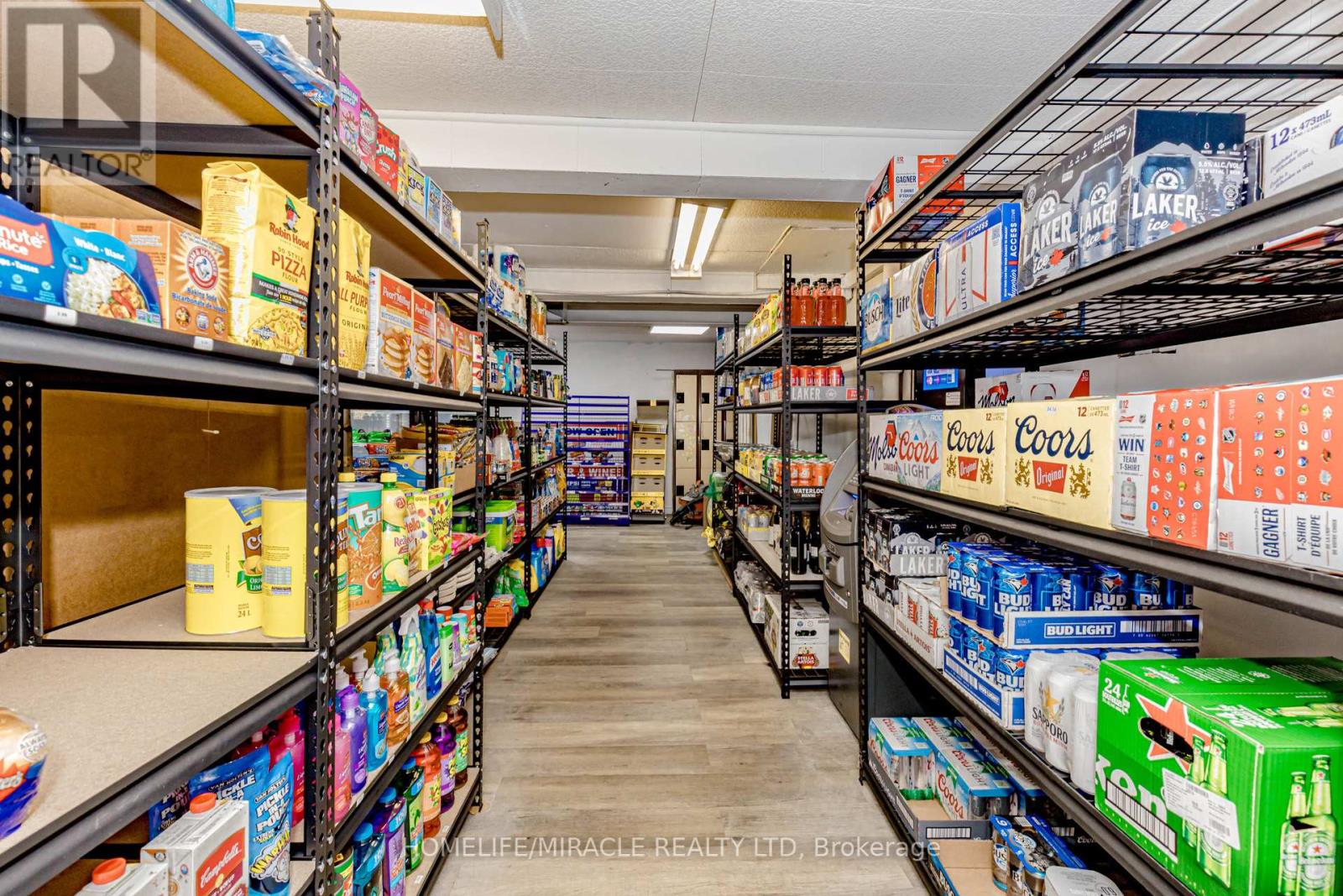 Photo 33 of 136 Cooper Street, Cambridge ON