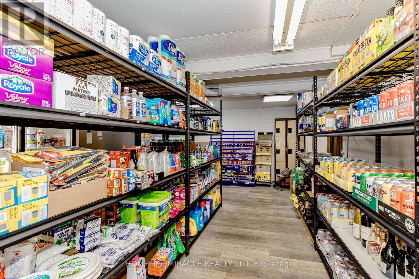 Photo 17 of 136 Cooper Street, Cambridge ON