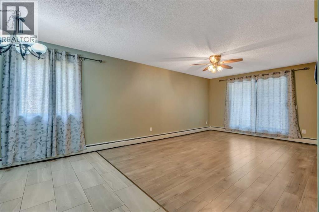 Photo 10 of 202 1919 36 Street Sw, Calgary AB