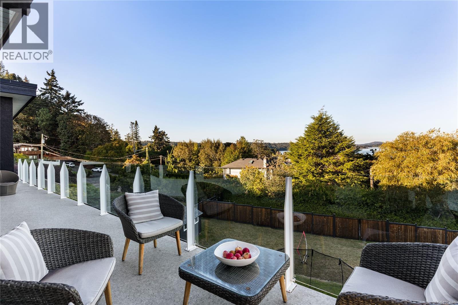 Photo 13 of 3507 Aloha Ave, Colwood BC