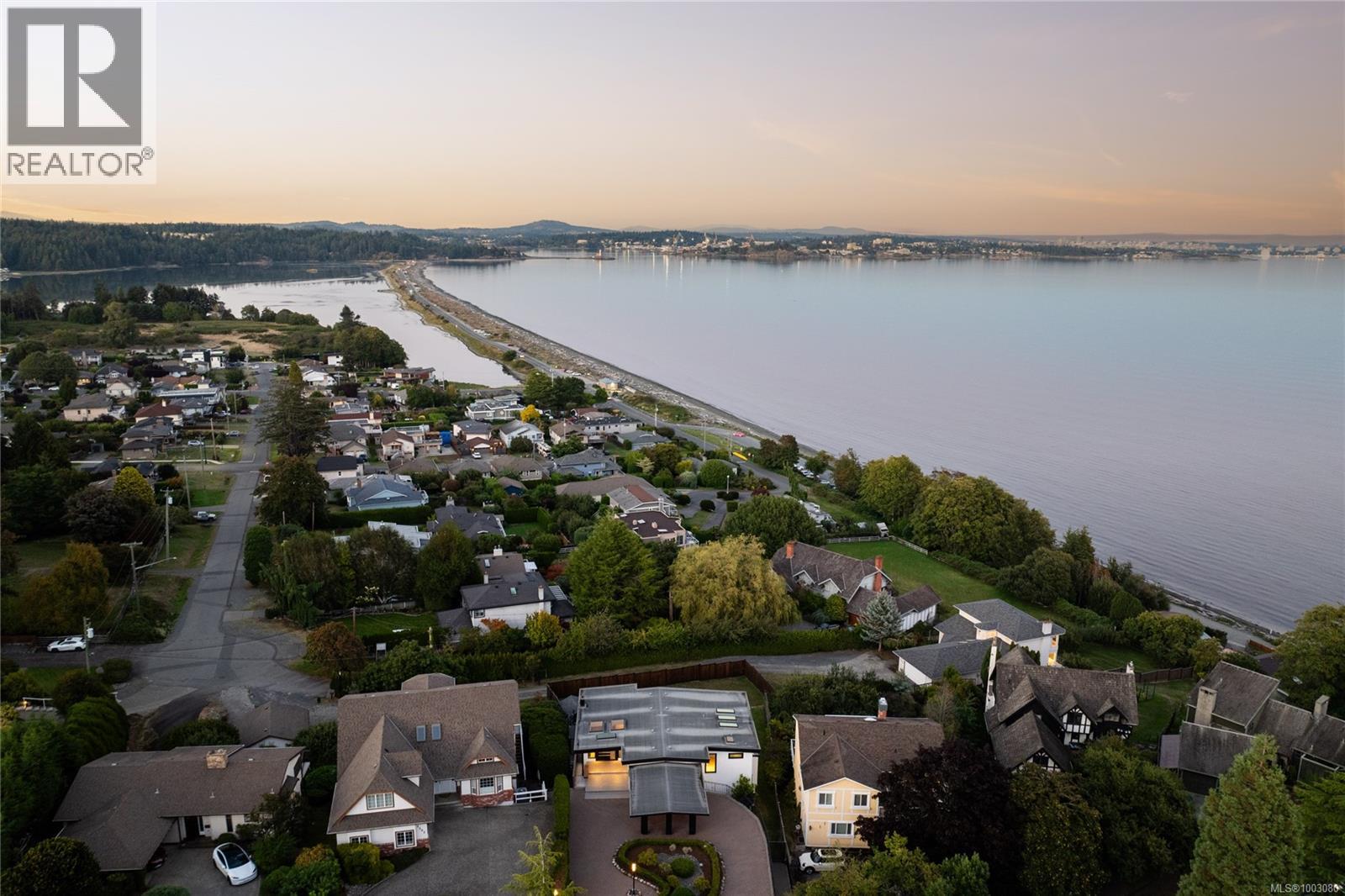 Photo 43 of 3507 Aloha Ave, Colwood BC
