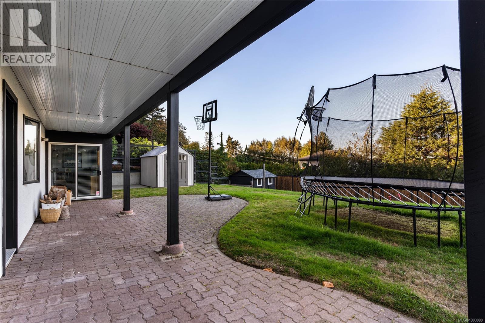 Photo 31 of 3507 Aloha Ave, Colwood BC