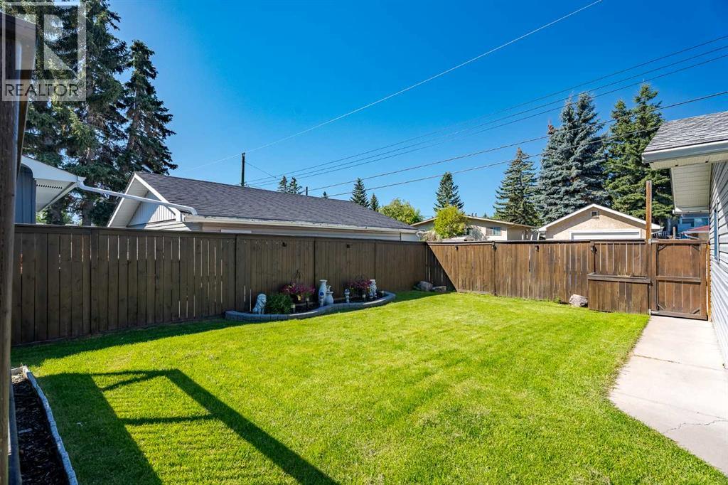 Single Family House Bungalow for Sale in   Street NE Thorncliffe Calgary 