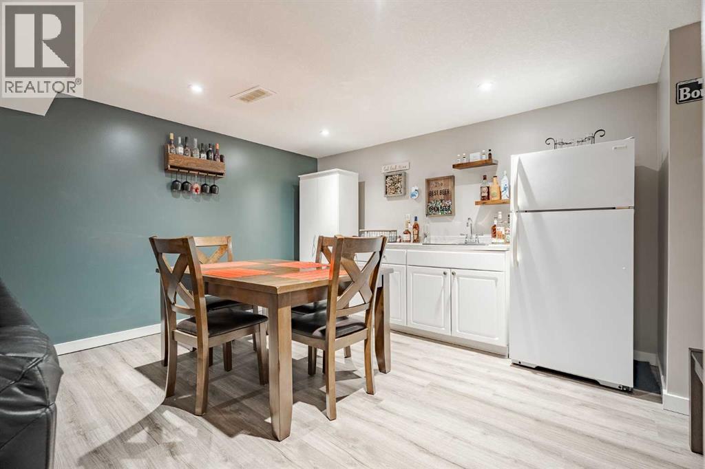 Single Family House Bungalow for Sale in   Street NE Thorncliffe Calgary 