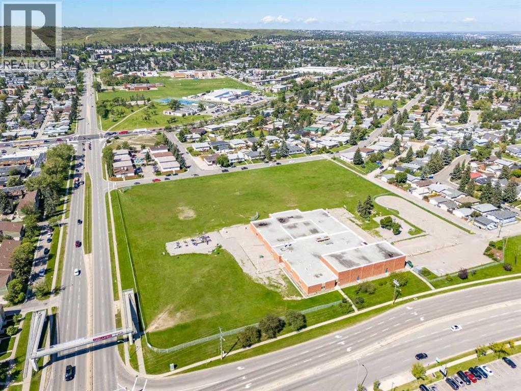 Single Family House Bungalow for Sale in   Street NE Thorncliffe Calgary 