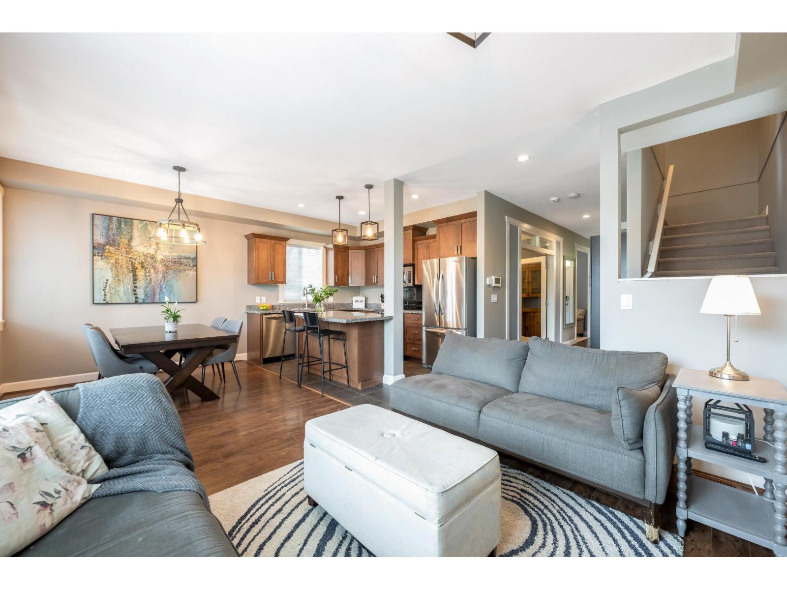 Photo 12 of 21113 79 A Avenue, Langley BC