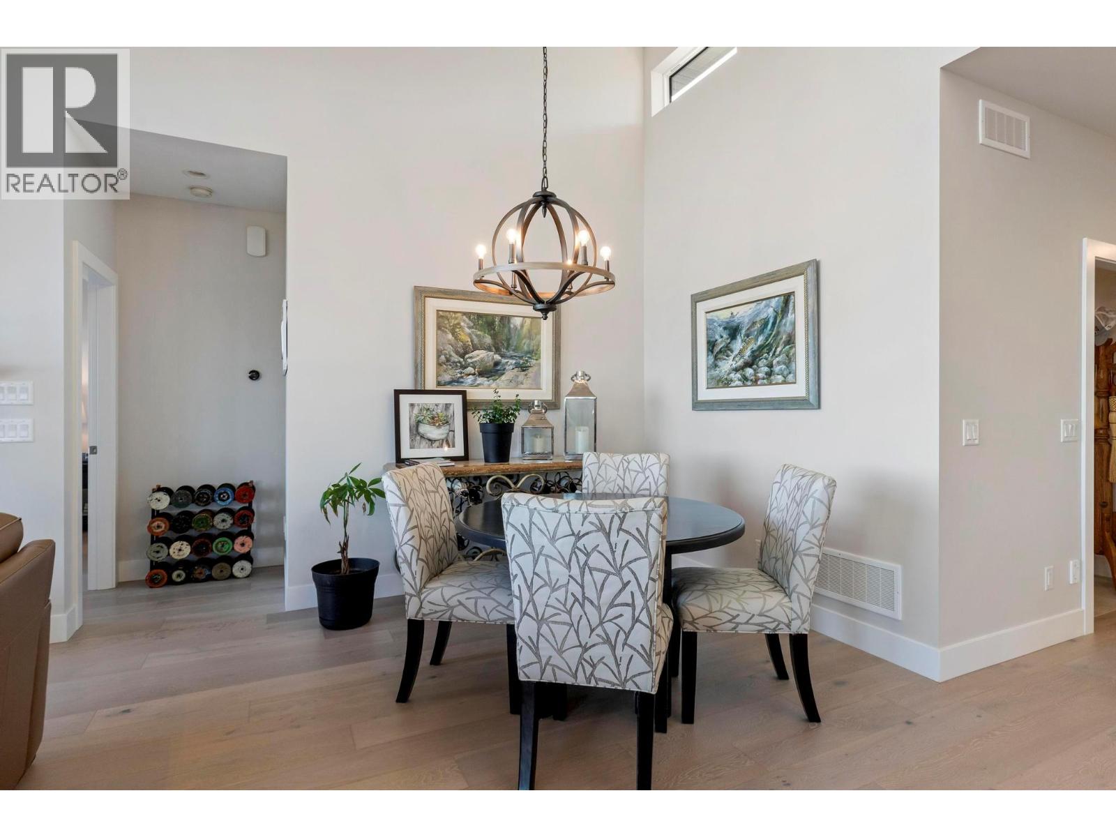 484 Sparrow Hawk Court, Kelowna