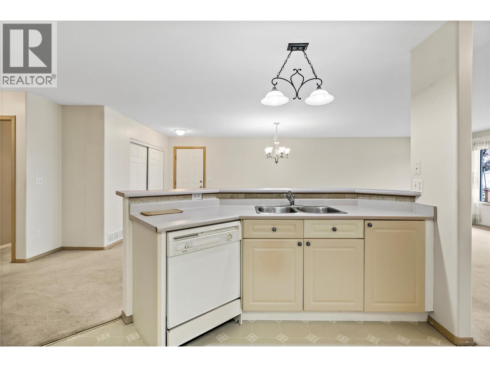 Photo 13 of 780 10 Street Sw Unit 16, Salmon Arm BC
