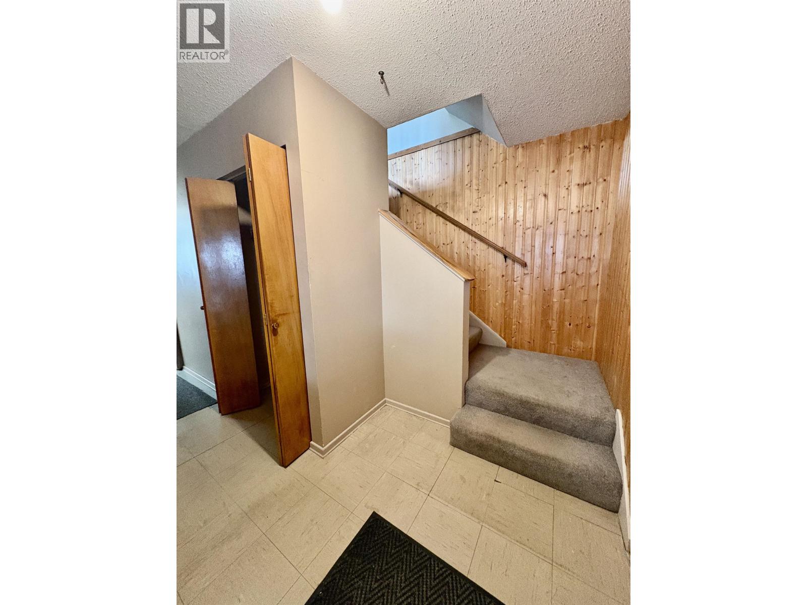 1407 RAVEN Street, Stewart