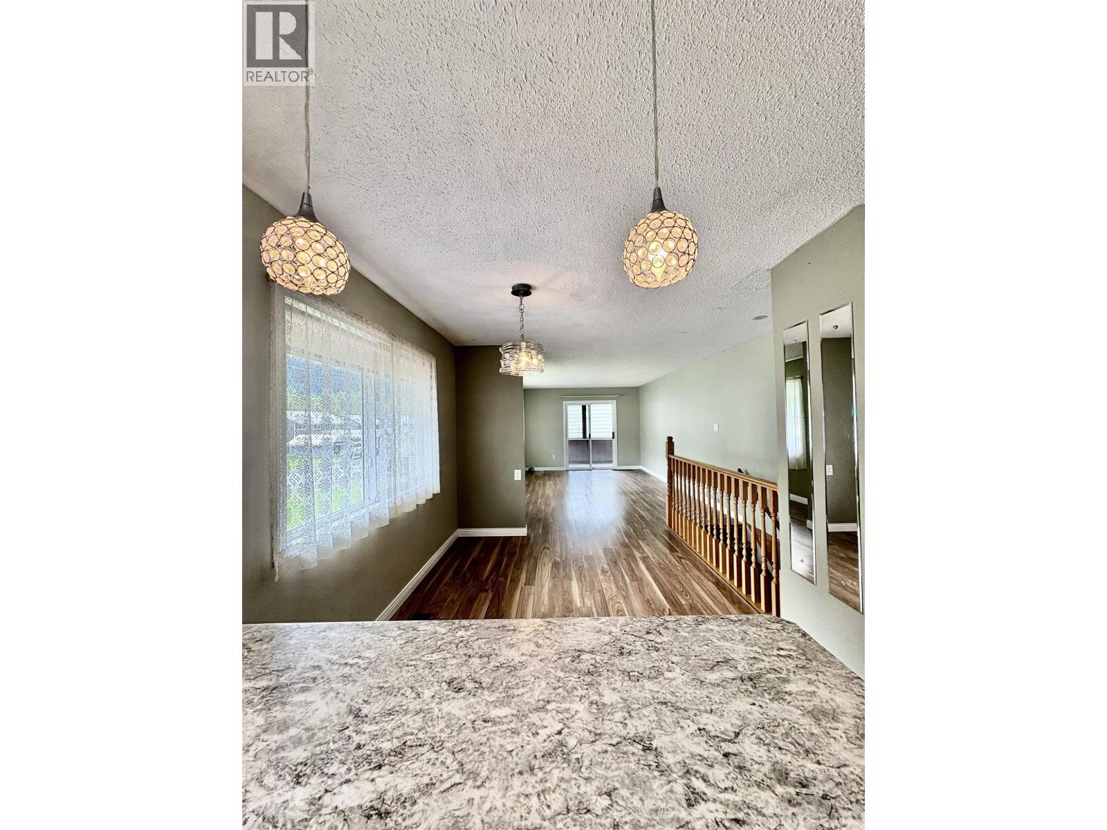 1407 RAVEN Street, Stewart