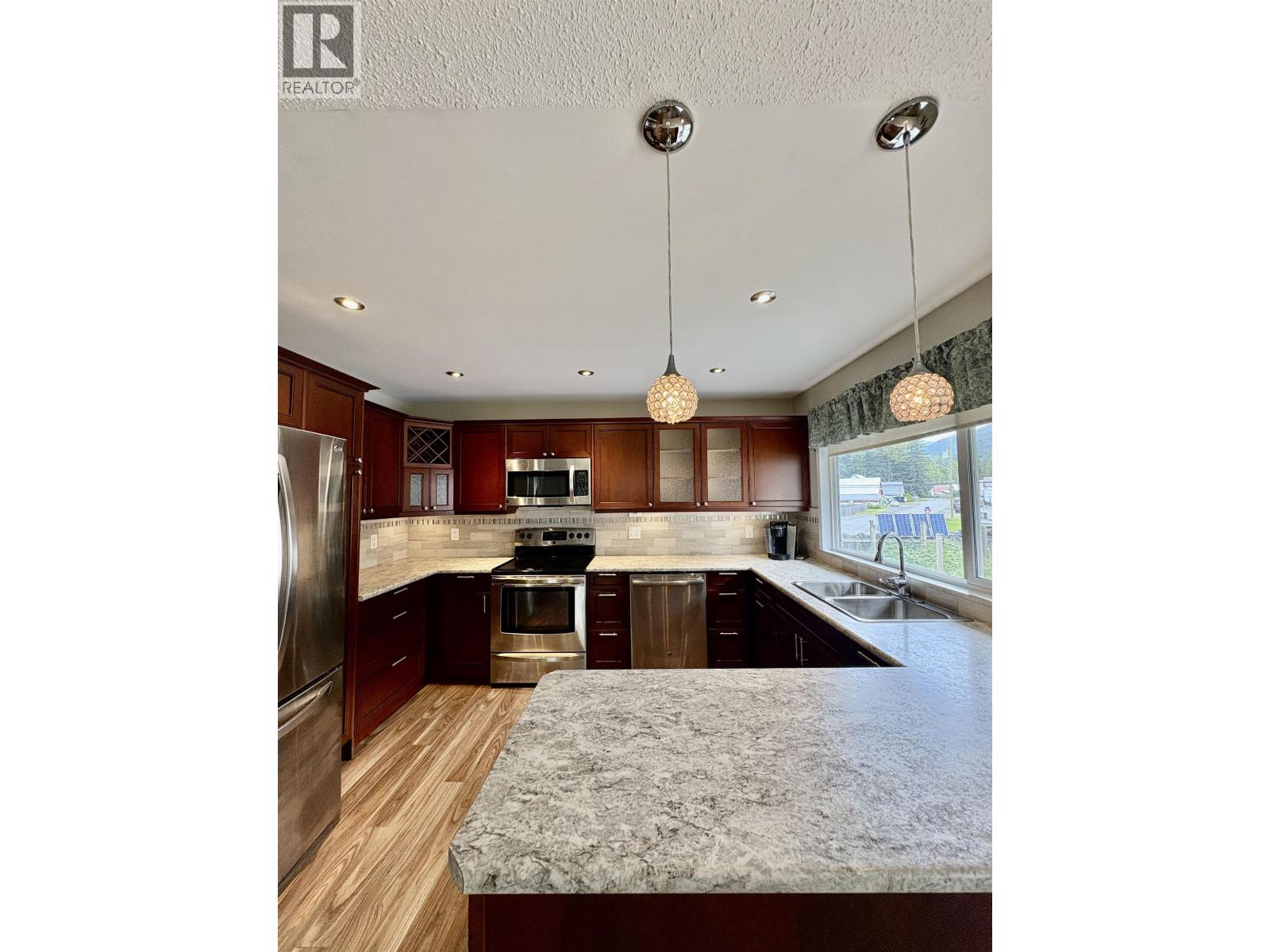 1407 RAVEN Street, Stewart