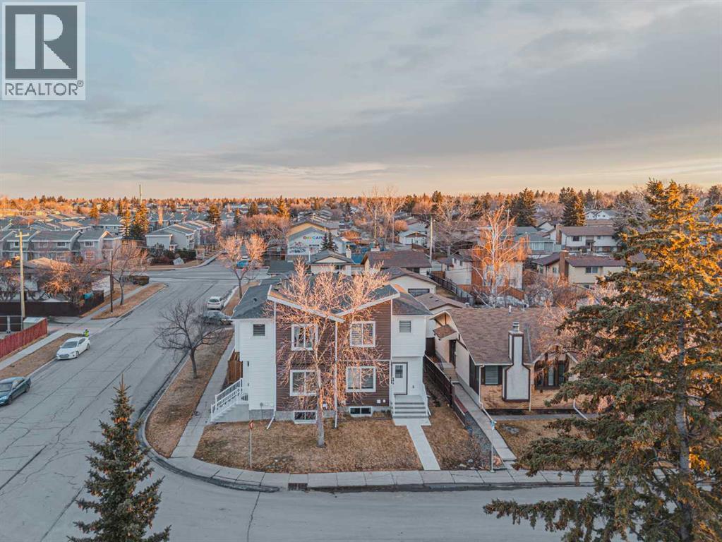 Single Family House for Sale in  Templemont Way NE Temple Calgary 