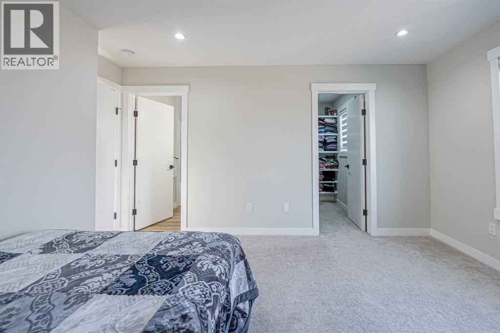 Single Family House for Sale in  Templemont Way NE Temple Calgary 