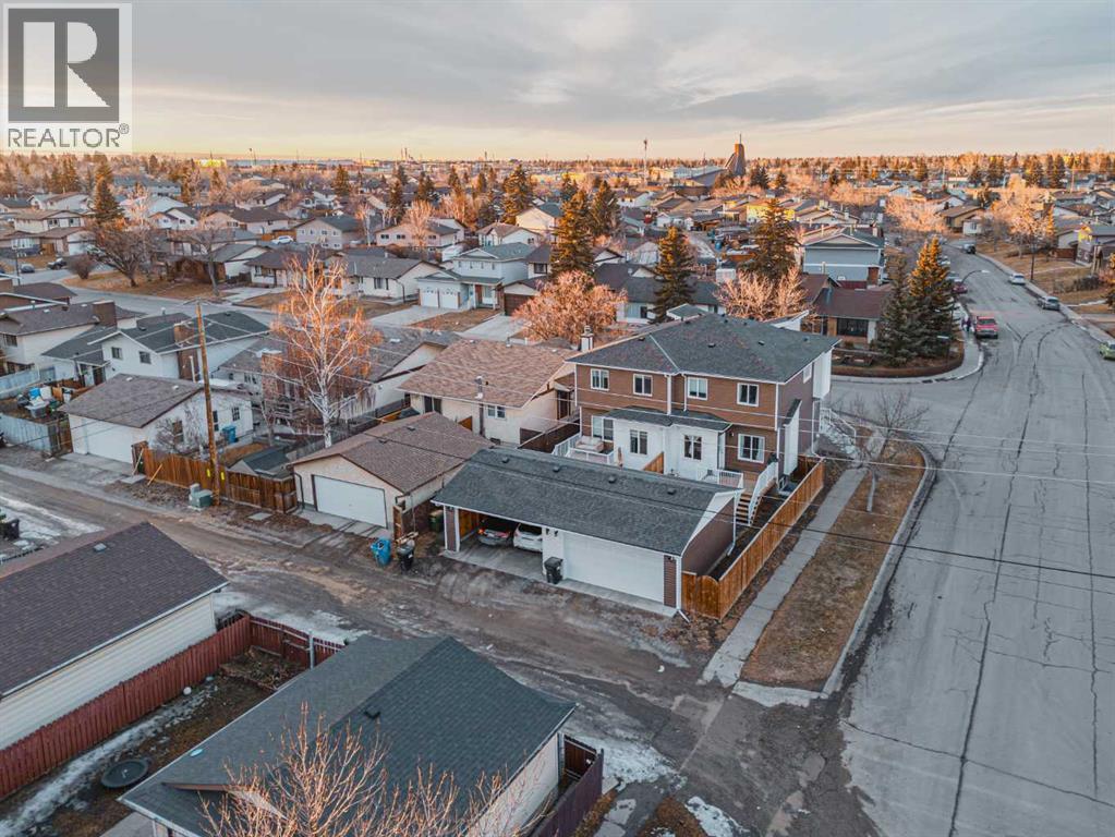 Single Family House for Sale in  Templemont Way NE Temple Calgary 