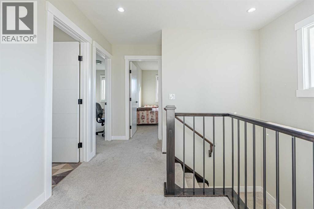 Single Family House for Sale in  Templemont Way NE Temple Calgary 