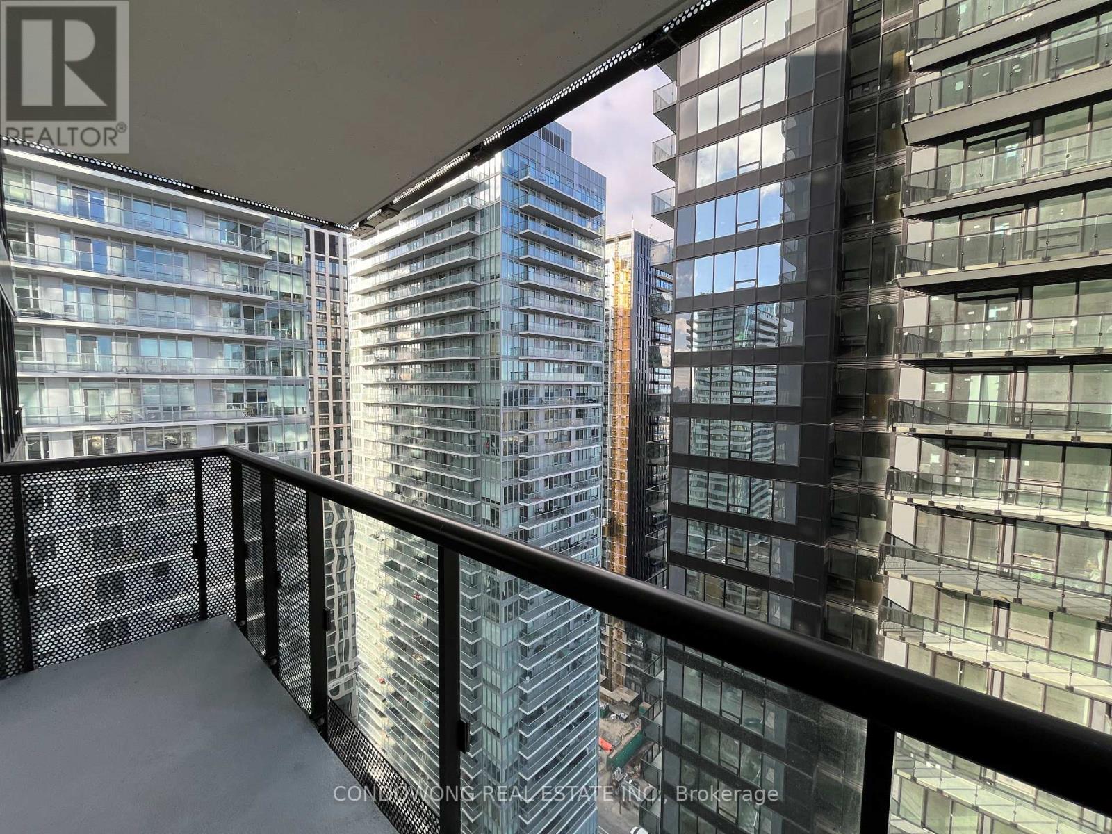 Photo 10 of 2806 127 Broadway Avenue, Toronto ON