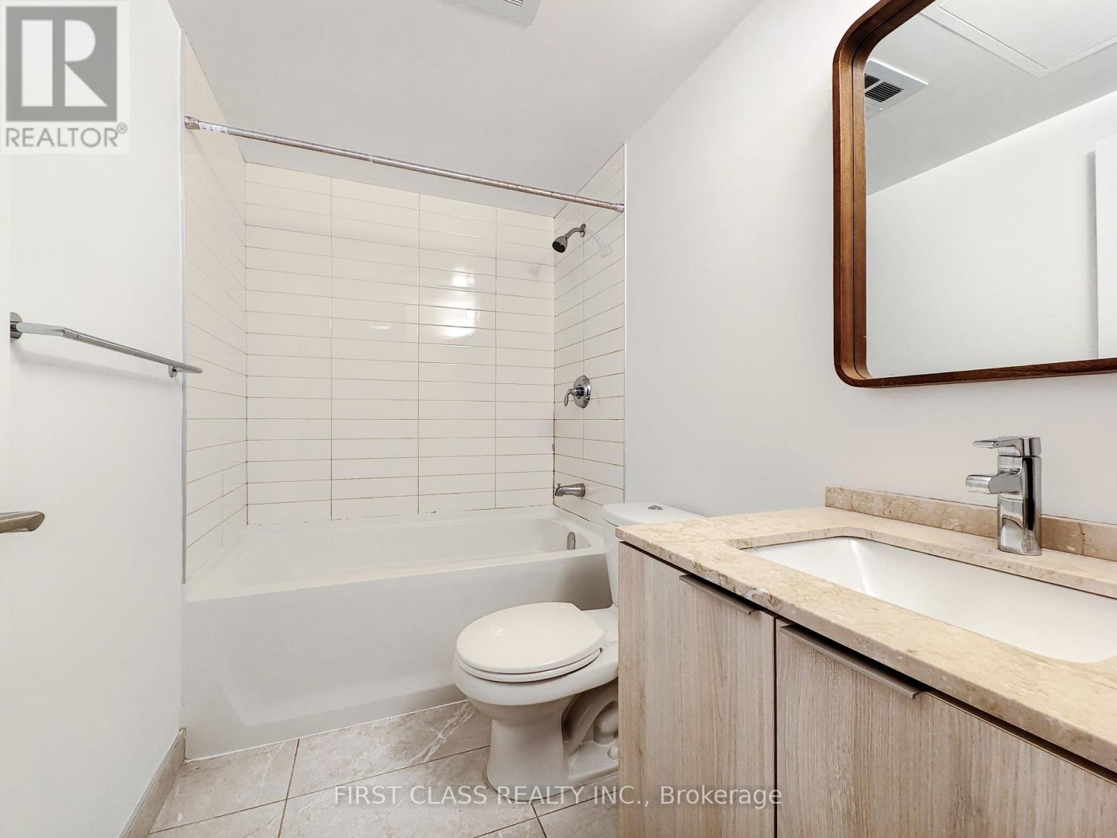 Photo 21 of 1404 11 Wellesley Street W, Toronto ON