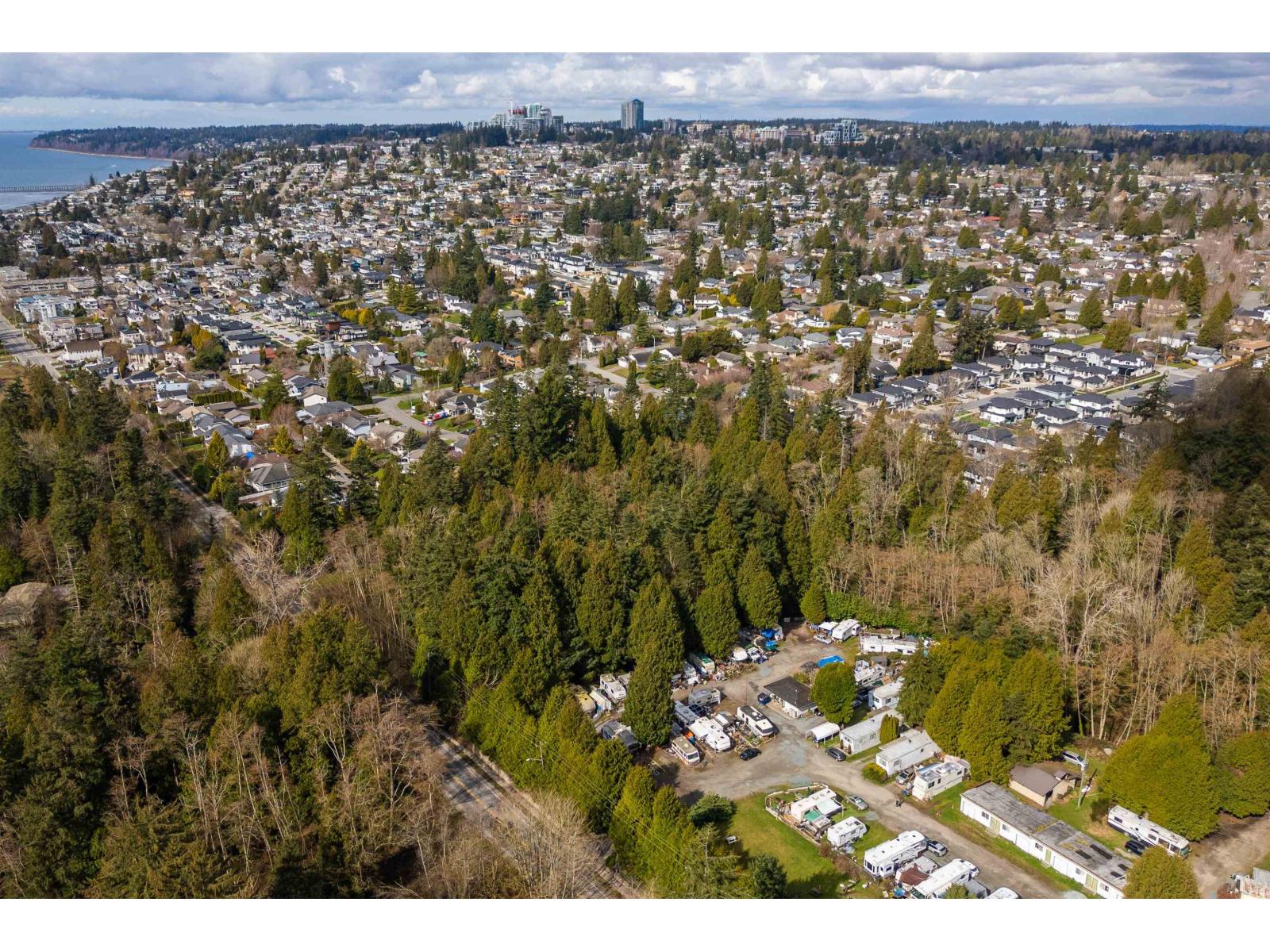 Photo 26 of 16203 8 Avenue, Surrey BC