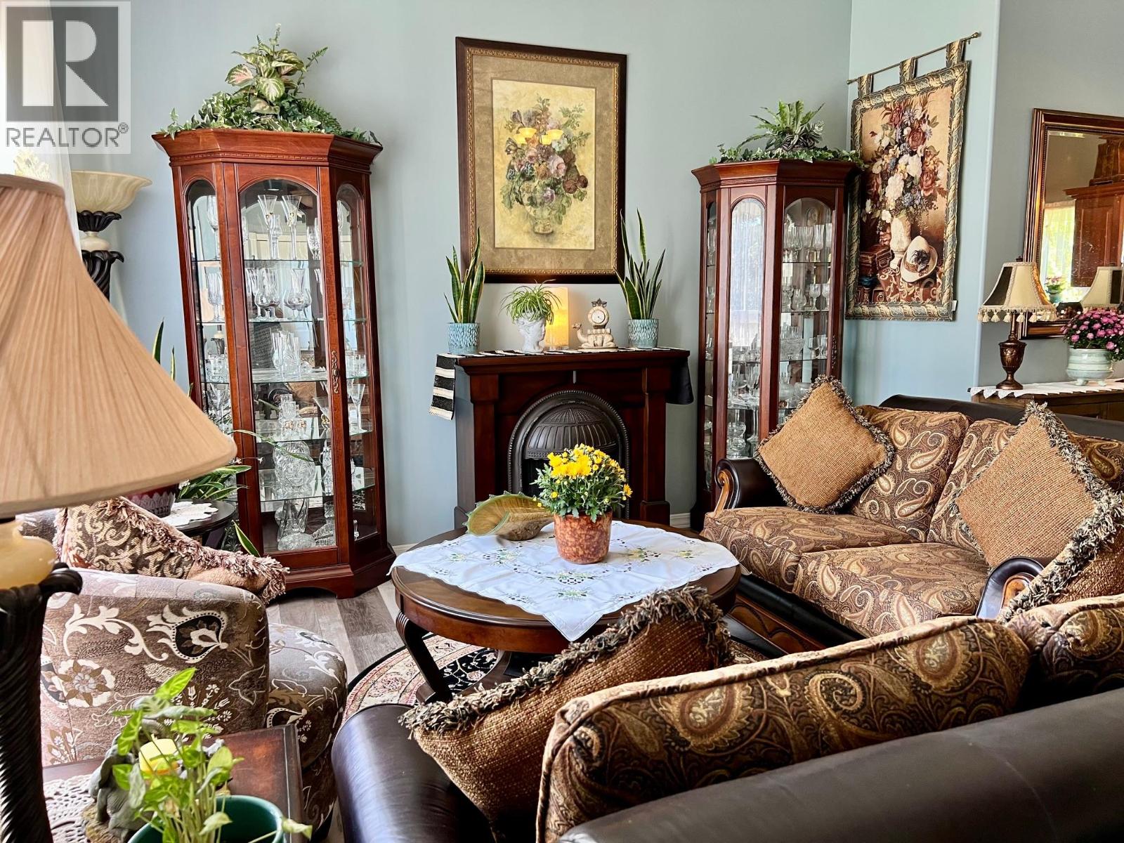 515F 20th Avenue S, Creston
