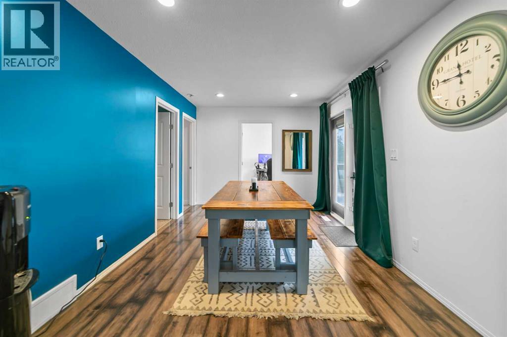 Photo 10 of 4926 47 Street, Killam AB