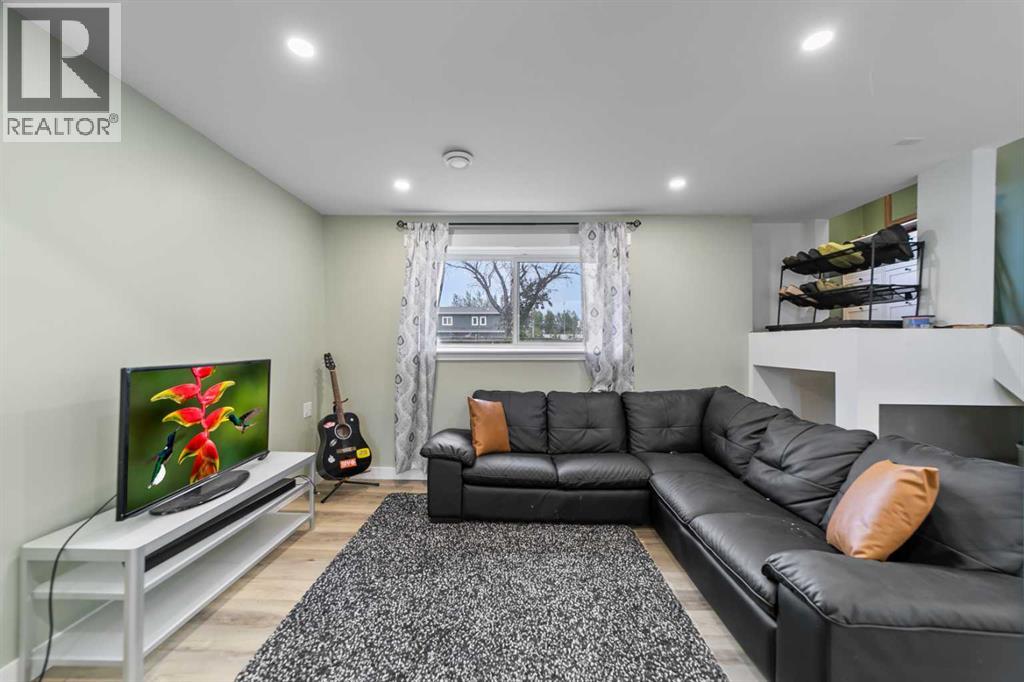 Photo 19 of 4926 47 Street, Killam AB