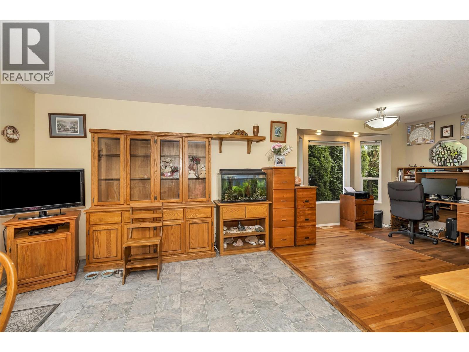 Photo 3 of 2260 Wilson Avenue, Armstrong BC