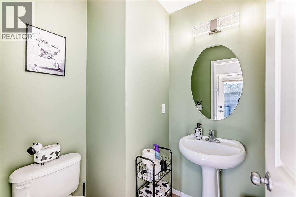 Single Family House for Sale in  Eversyde Boulevard SW Evergreen Calgary 