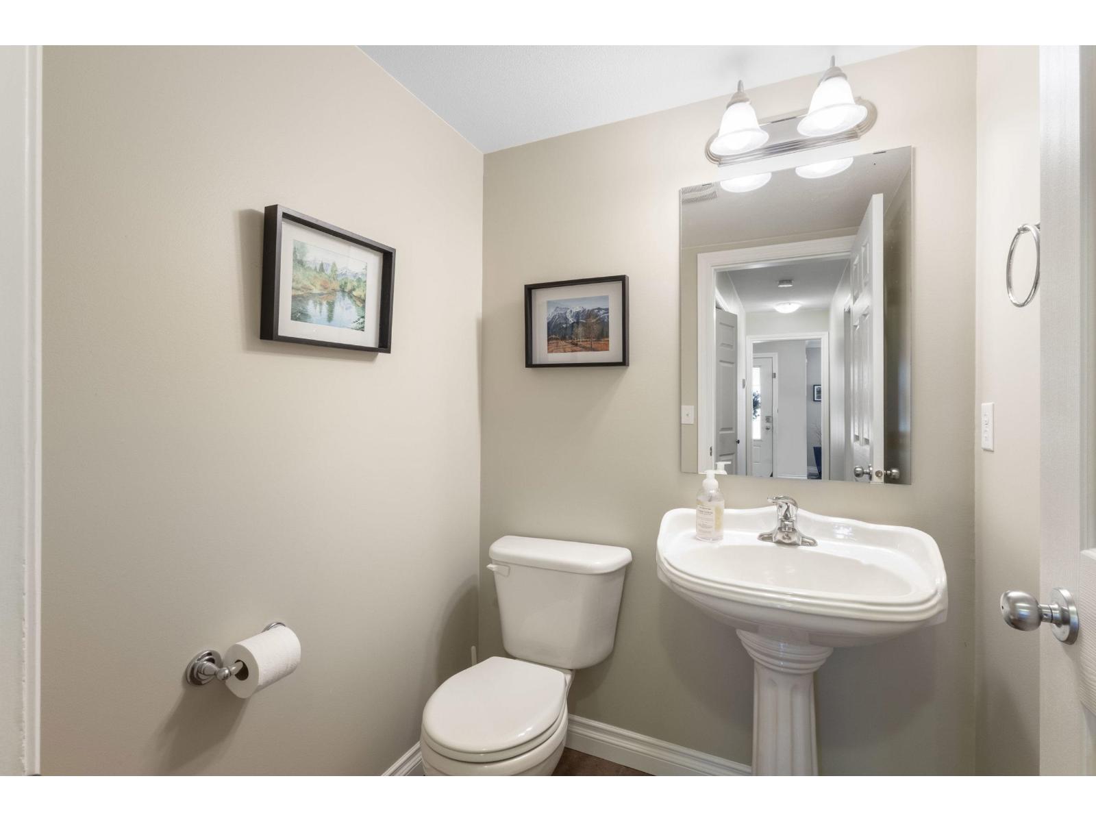 Photo 18 of 1 46150 Riverside Drive Chilliwack Proper East, Chilliwack BC