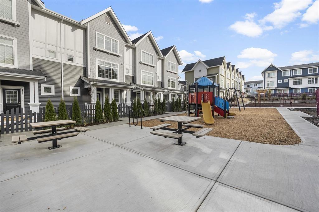 Photo 17 of 139 20180 84 Avenue, Langley BC