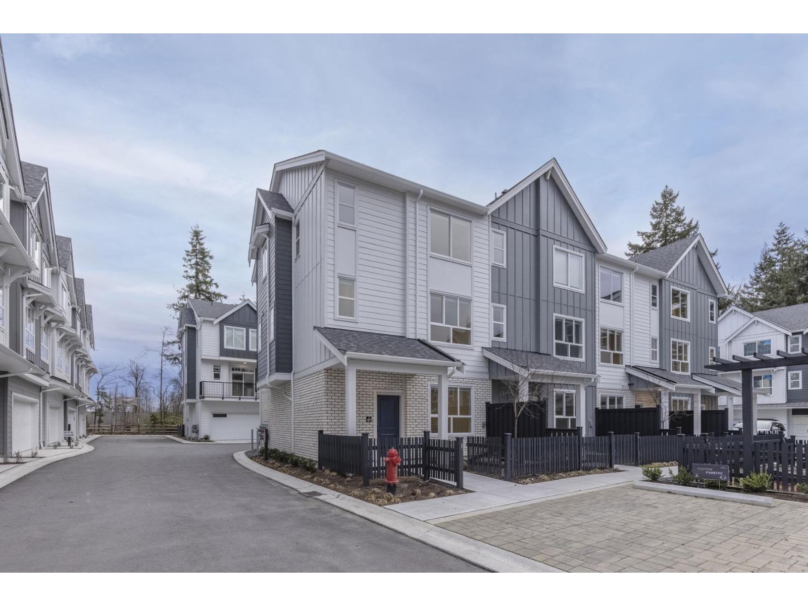Photo 2 of 26 17458 100 Avenue, Surrey BC