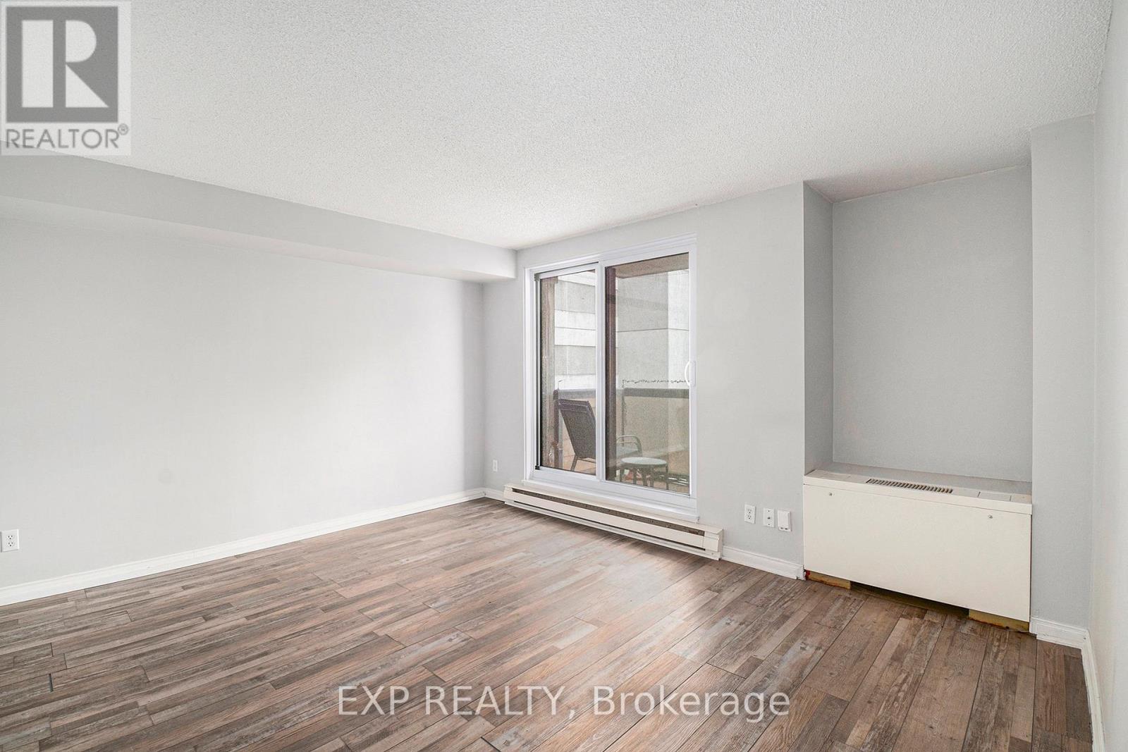 Photo 16 of 1402 199 Kent Street, Ottawa ON