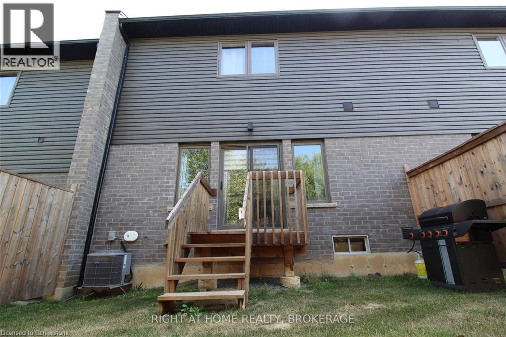 Photo 24 of 5080 Connor Drive Unit 10, Beamsville ON