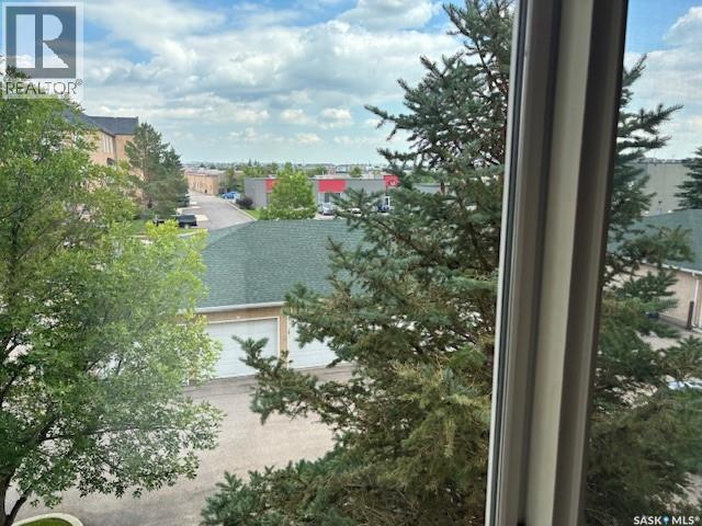 Single Family House High rise for Sale in   Lowe ROAD Saskatoon 