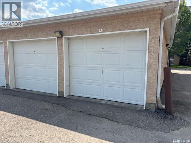 Single Family House High rise for Sale in   Lowe ROAD Saskatoon 