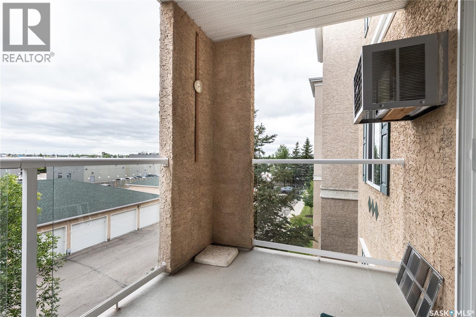 Single Family House High rise for Sale in   Lowe ROAD Saskatoon 