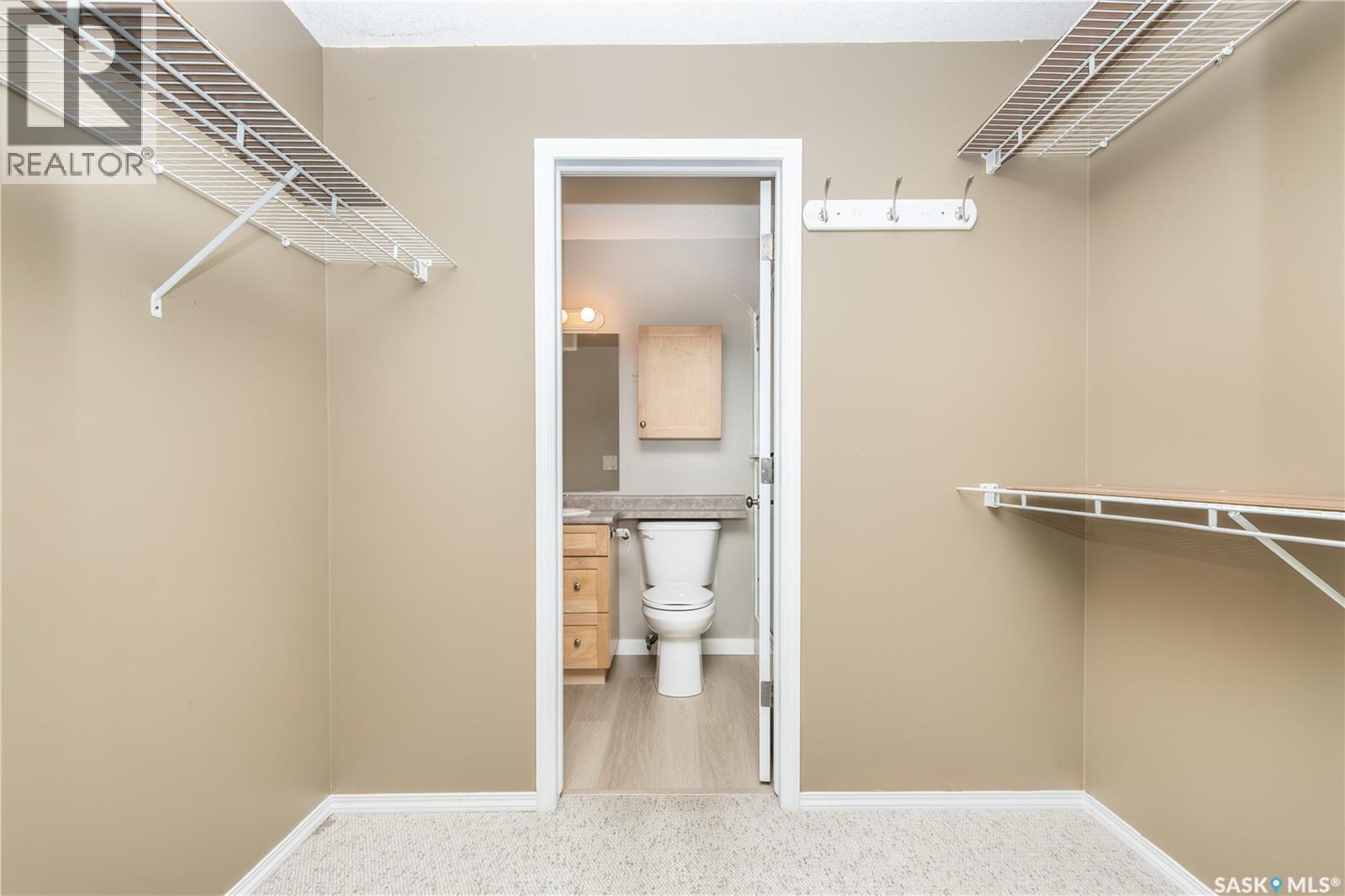 Single Family House High rise for Sale in   Lowe ROAD Saskatoon 