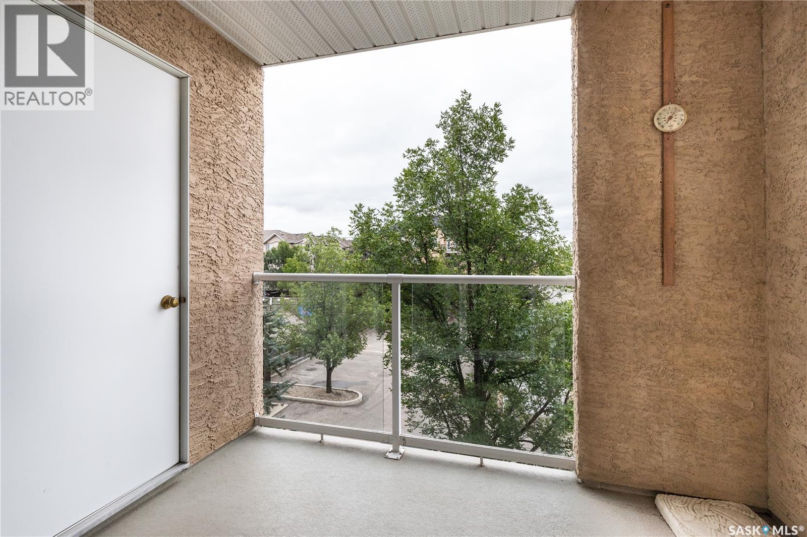Single Family House High rise for Sale in   Lowe ROAD Saskatoon 