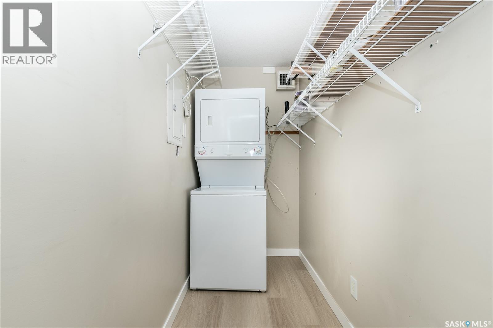 Single Family House High rise for Sale in   Lowe ROAD Saskatoon 