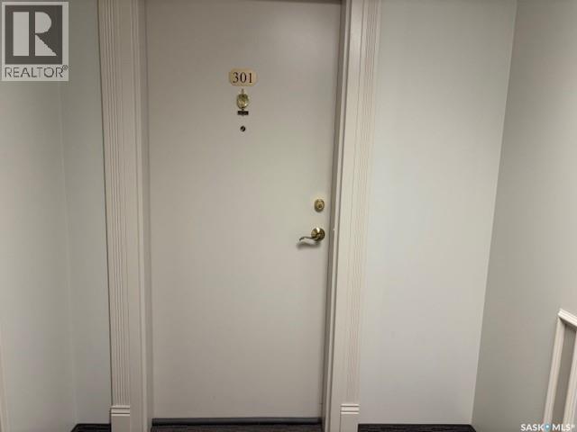Single Family House High rise for Sale in   Lowe ROAD Saskatoon 