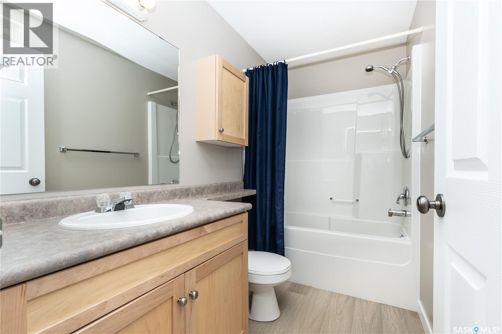 Single Family House High rise for Sale in   Lowe ROAD Saskatoon 