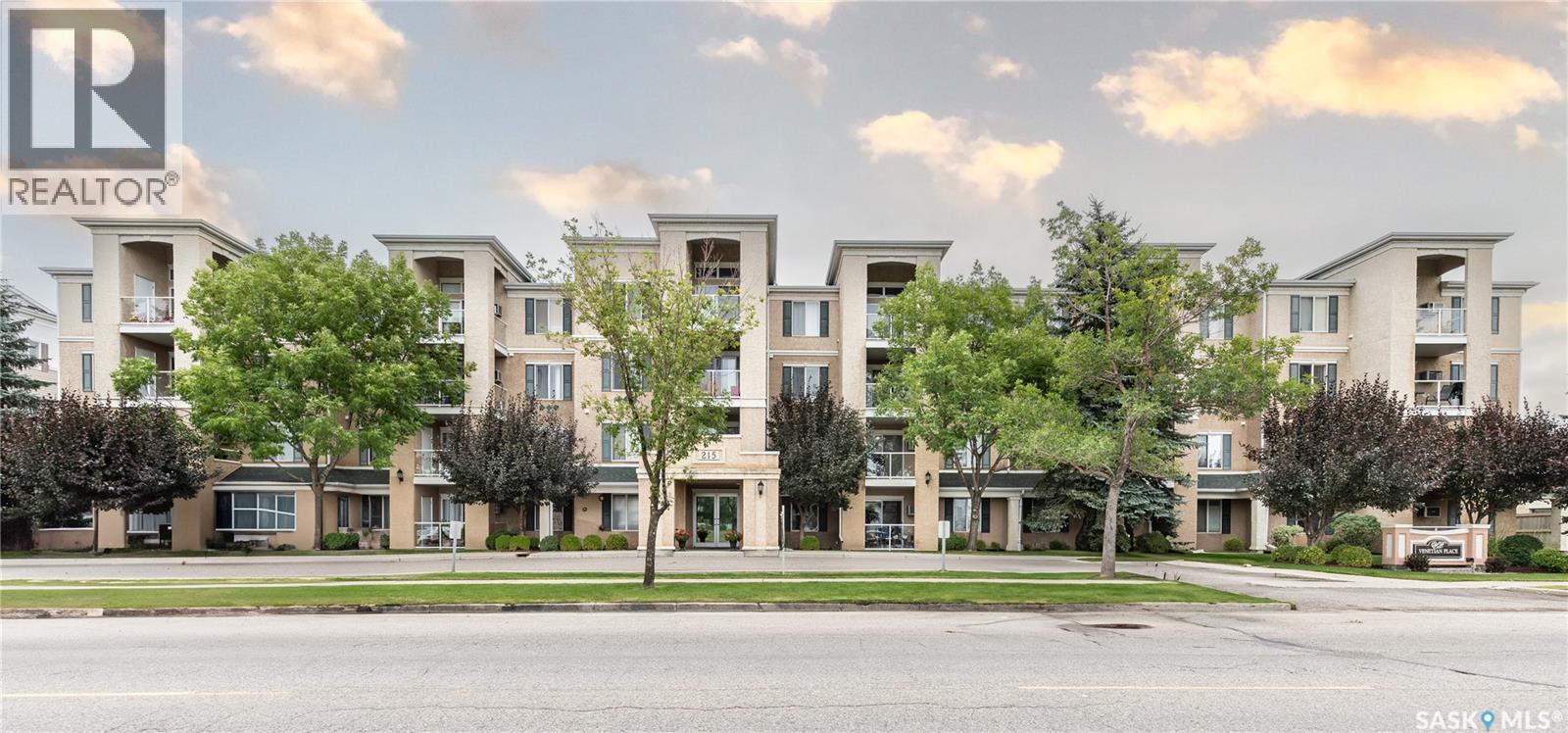Single Family House High rise for Sale in   Lowe ROAD Saskatoon 